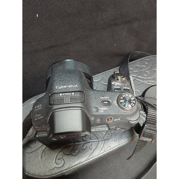 SONY Cyber-Shot DSC-HX100V 16.2MP Digital Camera 30X Zoom Great Camera - Picture 7 of 8